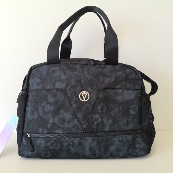 NWT Ivivva by LULULEMON Black Multi Floral Everyday Practice Duffle Travel Bag - Picture 1 of 11